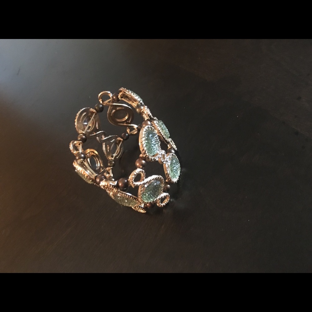 Green bracelet